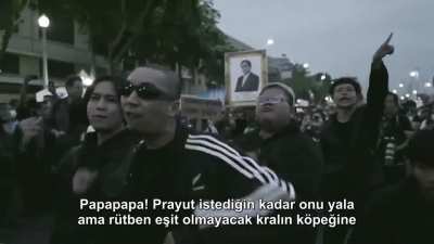 Farklı Ülkeler, Aynı Ruh. Taylandlı rap grubu Rap Against Dictatorship'in Reform çevirisi. Türkçeye çeviren kanal adı: Guerrilla Republik