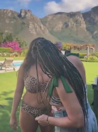Behind the Scenes of Kelly's Next Swimwear Photoshoot - IG March 2026