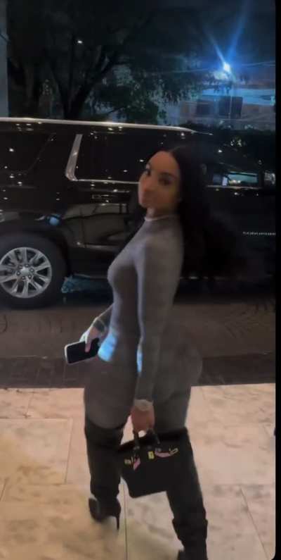 🍑🍑🍑