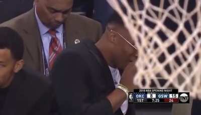 Westbrook caught snacking during opening night 2018