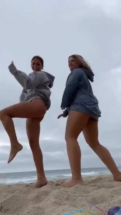 Deleted tiktok showing off cake