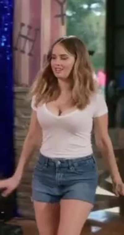 Debby ryan