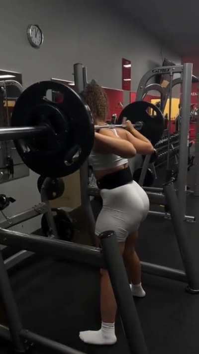 Ana azz on swol