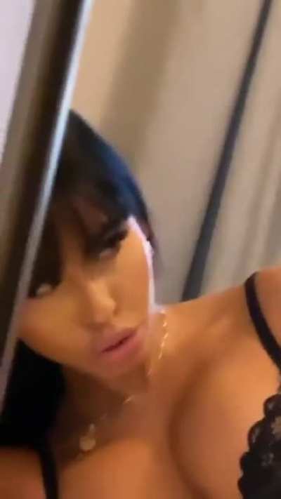 So fucking hot!