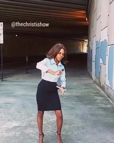 Karmala Harris reporting how her adc just survived a Shaco gank