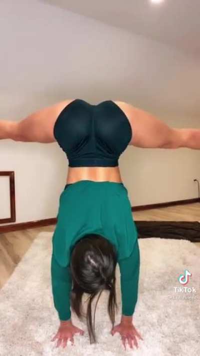Handstand