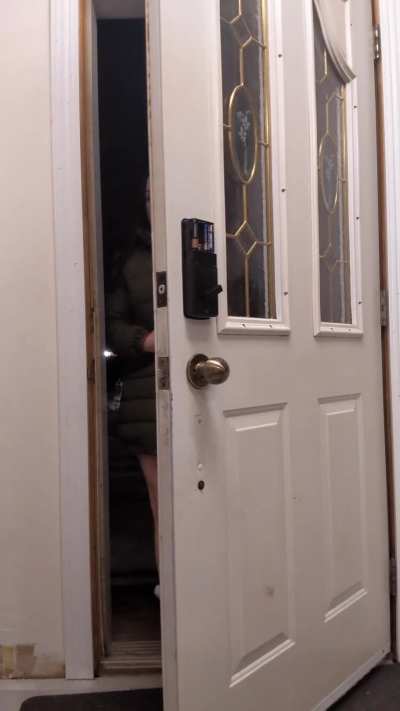 That's how sluts show up to a blind date