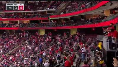 Zacha scores OT winner, Halak smashes stick and kicks stool on bench