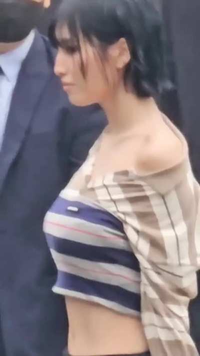 TWICE - Momo