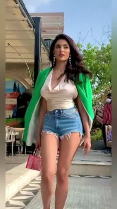 Smooth thighs