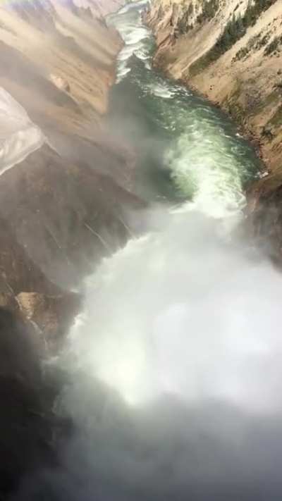 🔥 Lower Falls at Yellowstone National Park, Wyoming