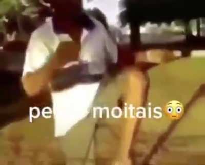 😳