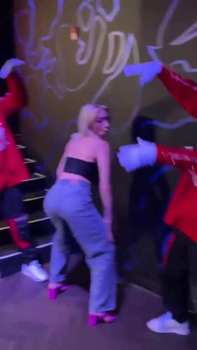 TikTok 10.26.22