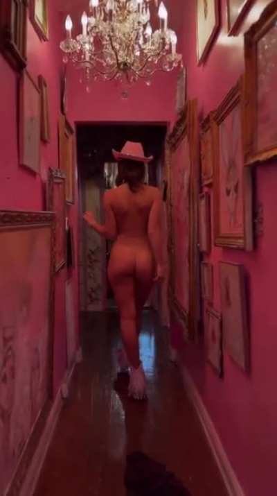 Ye