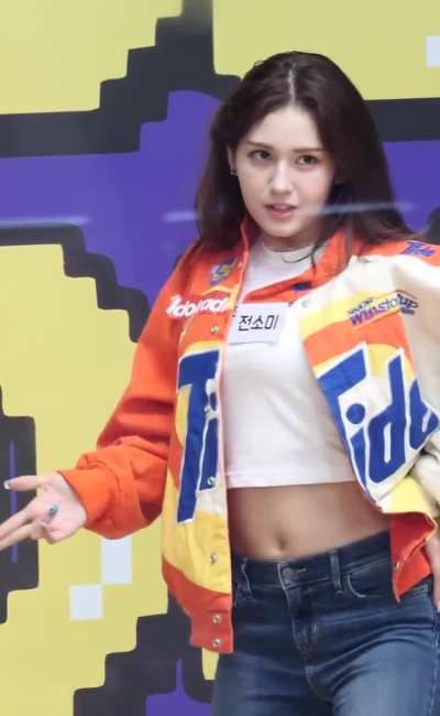 Jeon Somi