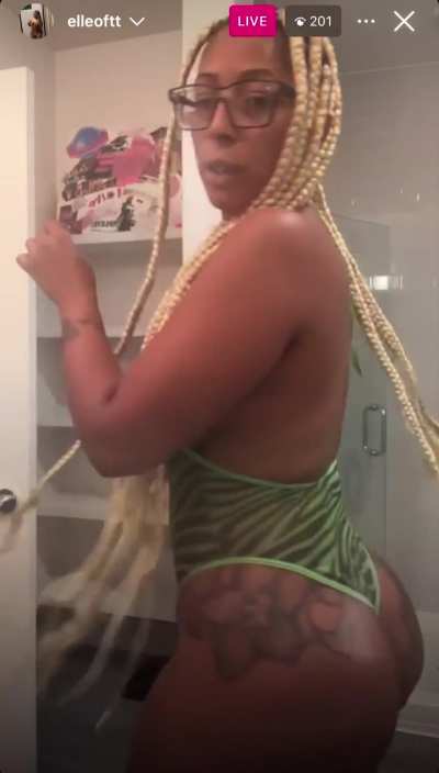 (@elleoftt) mizzt<wbr>werks<wbr>um’s sister IG Live 6/30/24