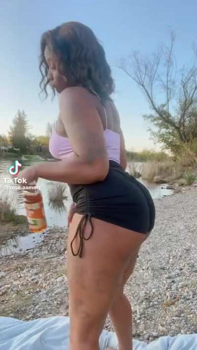 Thick thighs