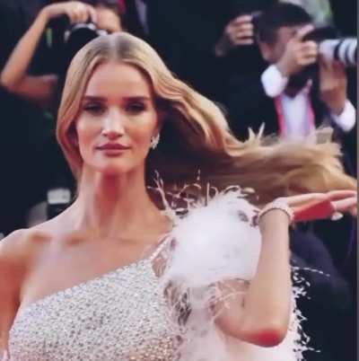 instant of elegance