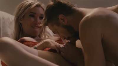 Love to suck that yummy cock