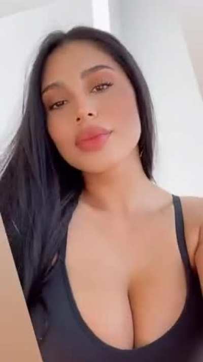 Big lips, Big tits