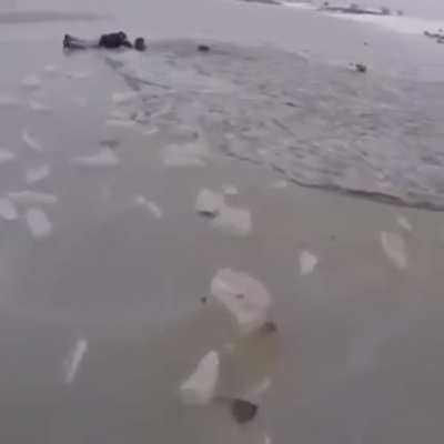 Making a jump in a Lada into a frozen lake, surprised he survived