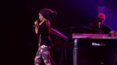 Erykah Badu throwback