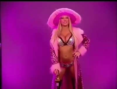 Kelly Kelly