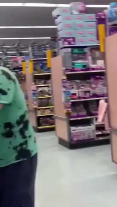 Absolute beast breaking it down on some toy keyboards