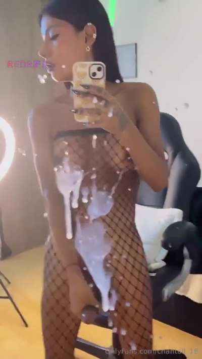 Explosive mirror cumshot