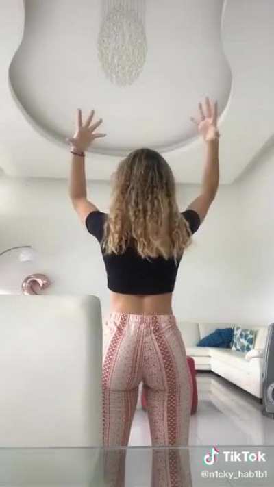 Beautiful hair challenge? yeah right, lemme show you my ass