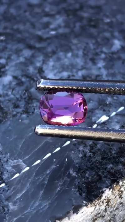 1.065 ct spinel from Tanzania 🇹🇿  Beutiful deep magenta color.6.5x5.2 mm eye clean ! $200 plus shipping .