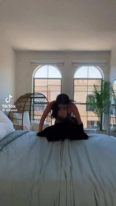 So bendy and hot 🥵