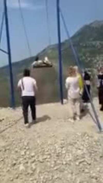 Mega swing