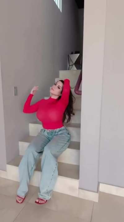 busty bouncing