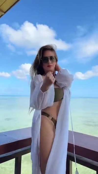Regine Tolentino