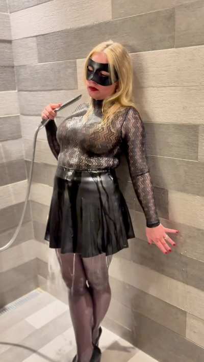 Nylon shower