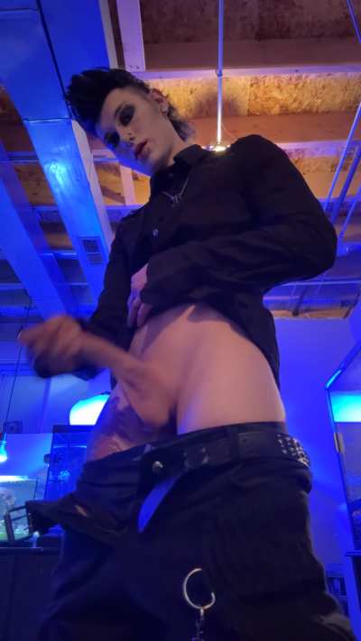 Would you let a 6’1 goth dick you down?