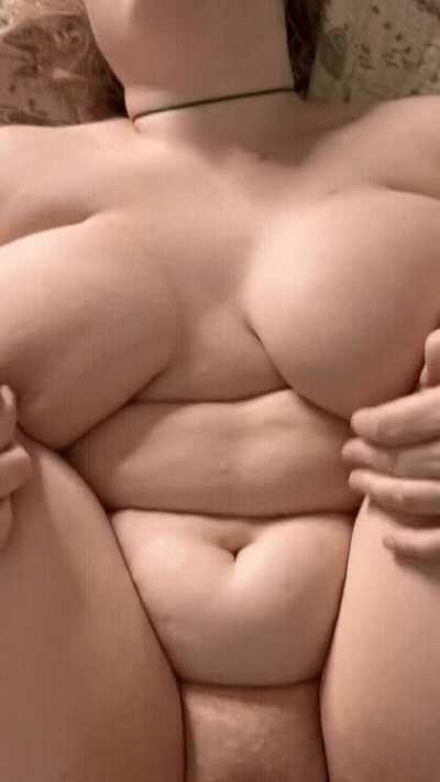 My friend got cheated on by a bitch who wouldn’t do anal because of his size so we sent this to her