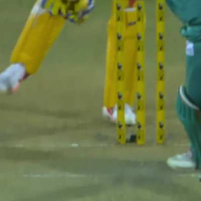 Ashwin reviews the decision given by the third umpire