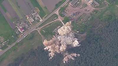 Destruction of an Ukrainian air-defense warehouse in Kharkov region
