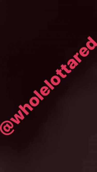 From @wholelottared’s Story