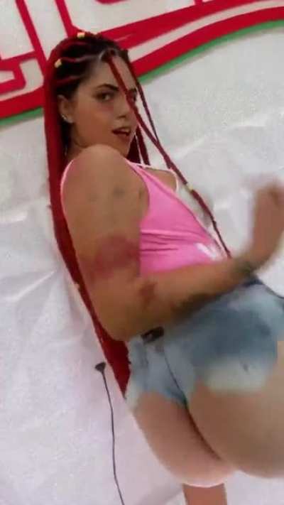 Amanda Miury