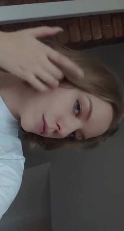 Feeling cute in this hair! (F25)