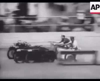 Motorcycle chariot race in 1938