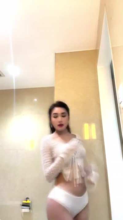 Sachzna Laparan
