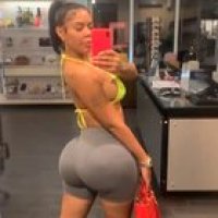 She got dat azz