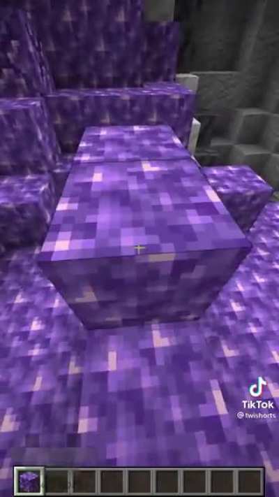 O Pedrkll7 tbm postou esse vídeo, nao estou copiando ele, apenas vi esse vídeo no tiktok e achei engraçado e decidi postar aqui, dps que vi que ele tbm postou. Desculpe nao marcar o Pedrkll7 é que eu nao sei marcar, estou usando o reddit a poucas horas.