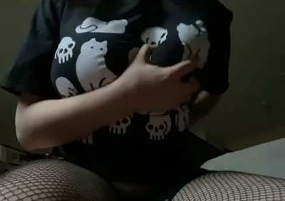 Fishnet stockings and a titty drop ❤️