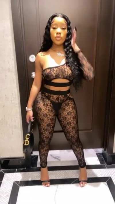 🍑🖤