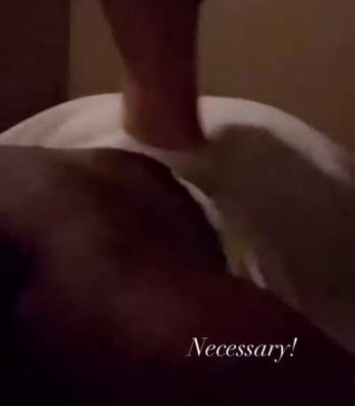 Massage therapist uses her whole leg to shake Damn’s wagon